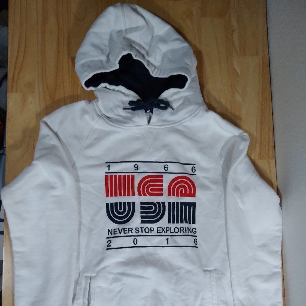 Theย NorthโFace Never Stop Exploring 2016 HoodieโSweatshirt